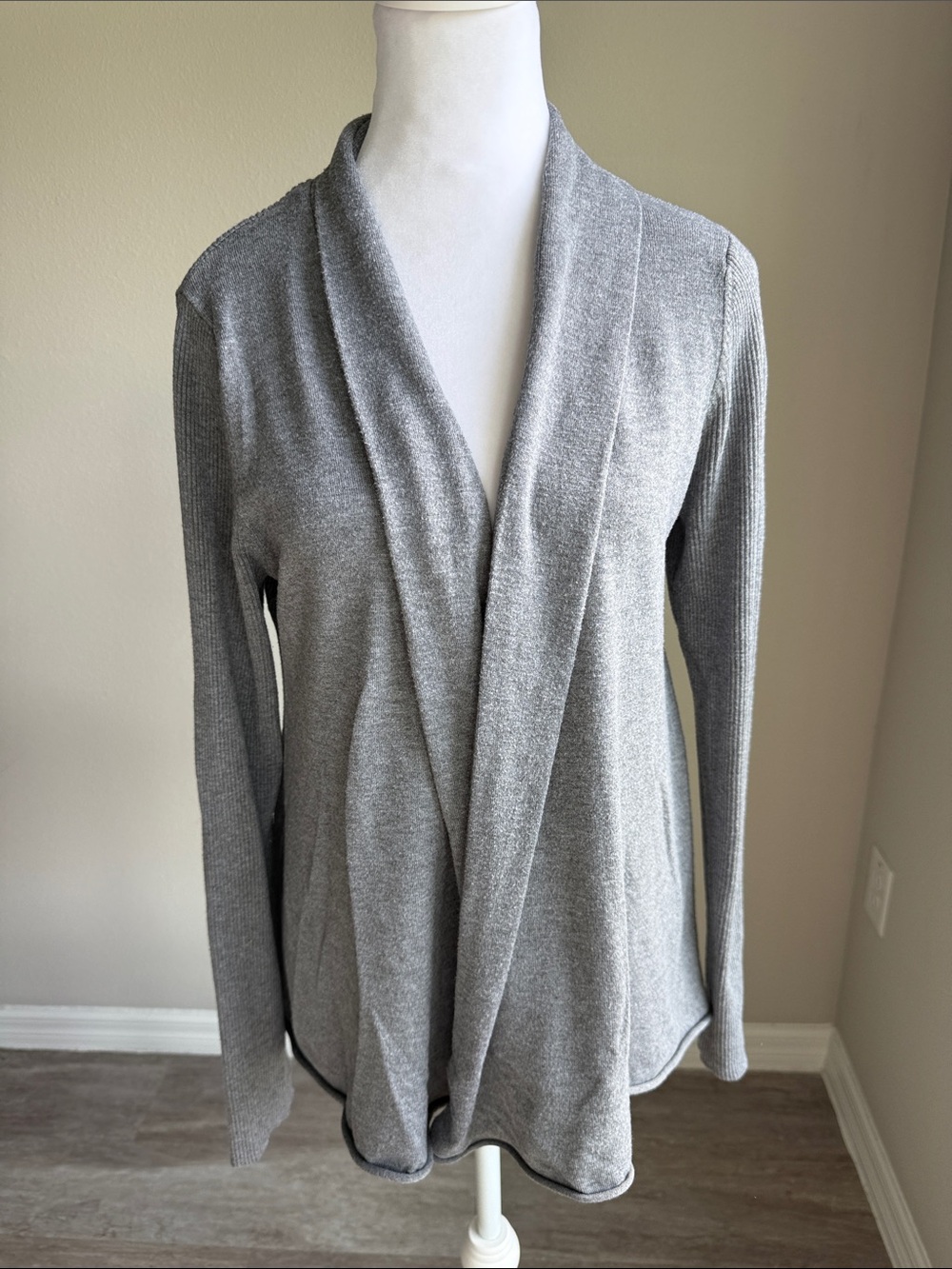 Natural Reflections women’s gray open cardigan